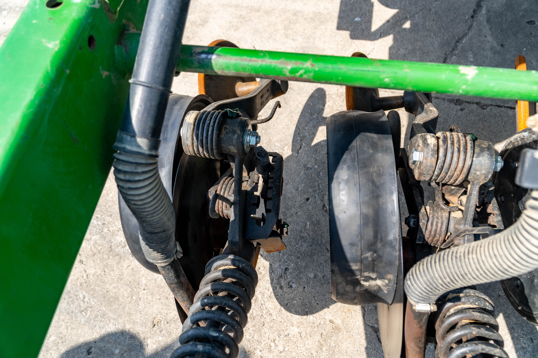 Used 2003 John Deere 1590 Box Drills at Koenig Equipment in Anna, OH - PhotoXL11