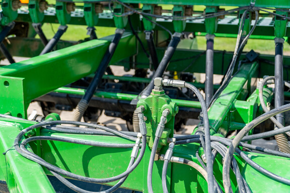 Used 2003 John Deere 1590 Box Drills at Koenig Equipment in Anna, OH - Photo23