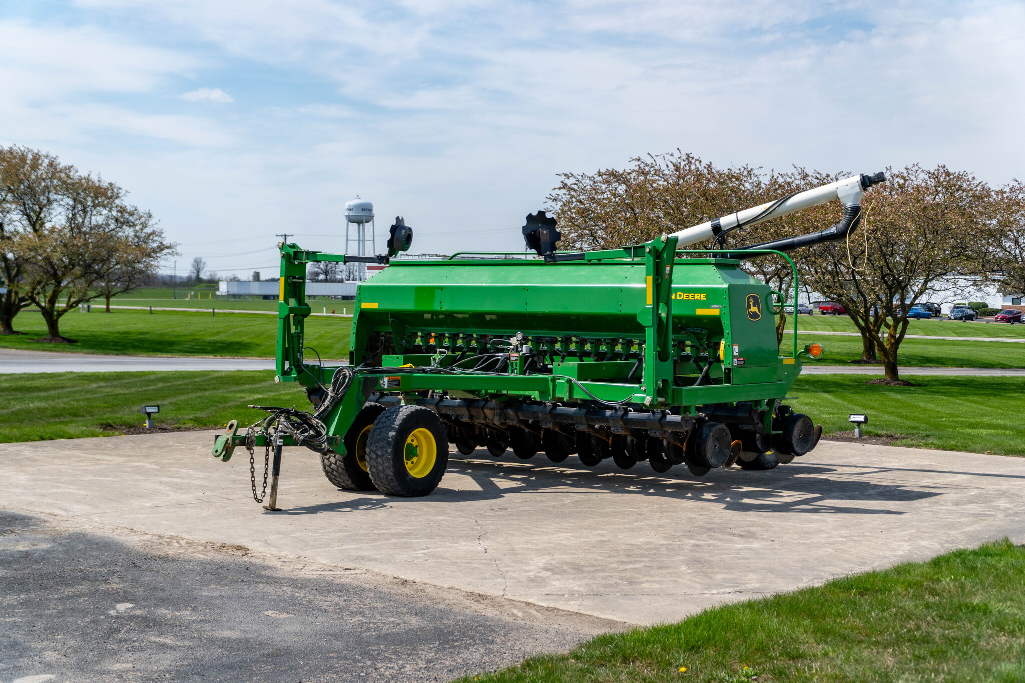 Used 2003 John Deere 1590 Box Drills at Koenig Equipment in Anna, OH - PhotoXL2