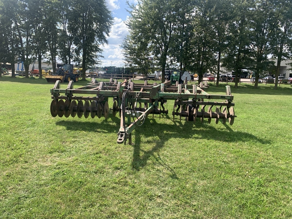 1985 John Deere 712 Image 2