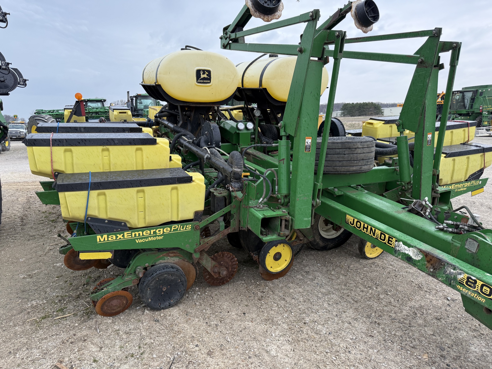 2001 John Deere 1780 Image 23