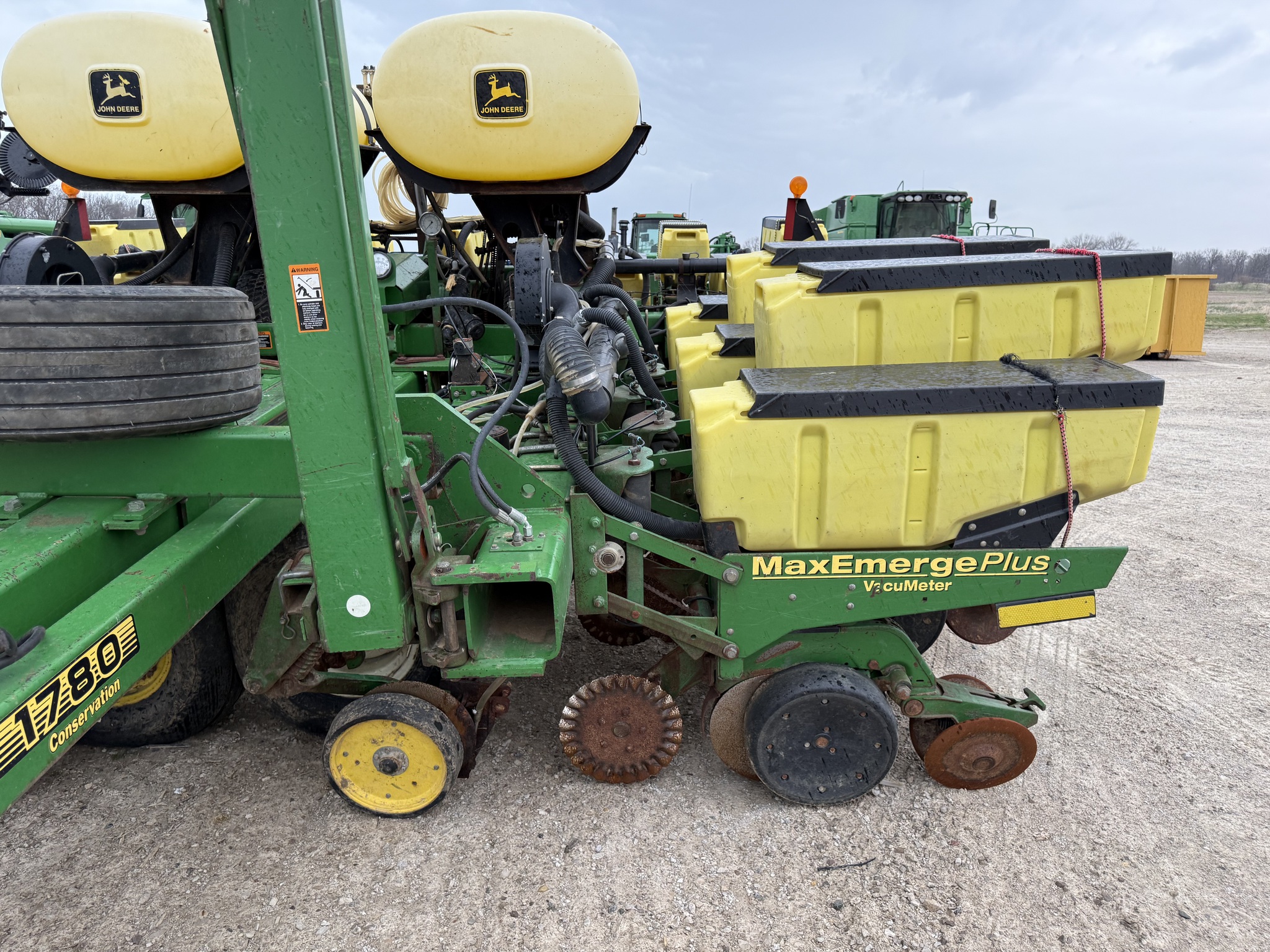 2001 John Deere 1780 Image 26