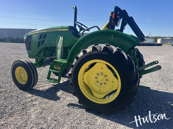 Photo of 2022 John Deere 5045E