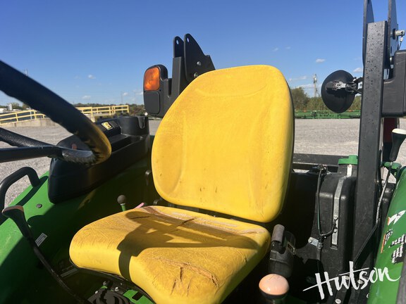 Photo of 2022 John Deere 5045E