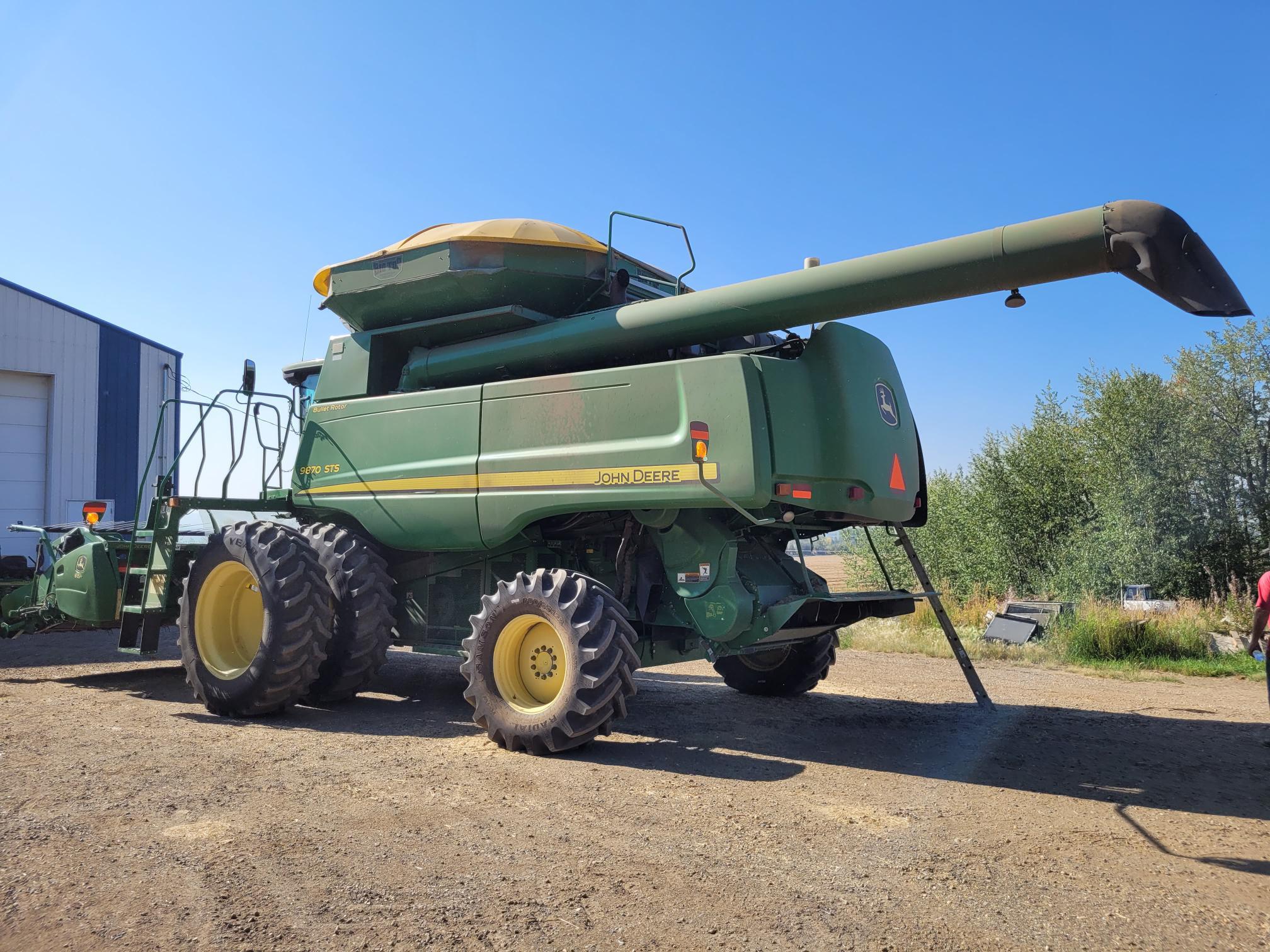 2008 John Deere 9870 STS Image 3