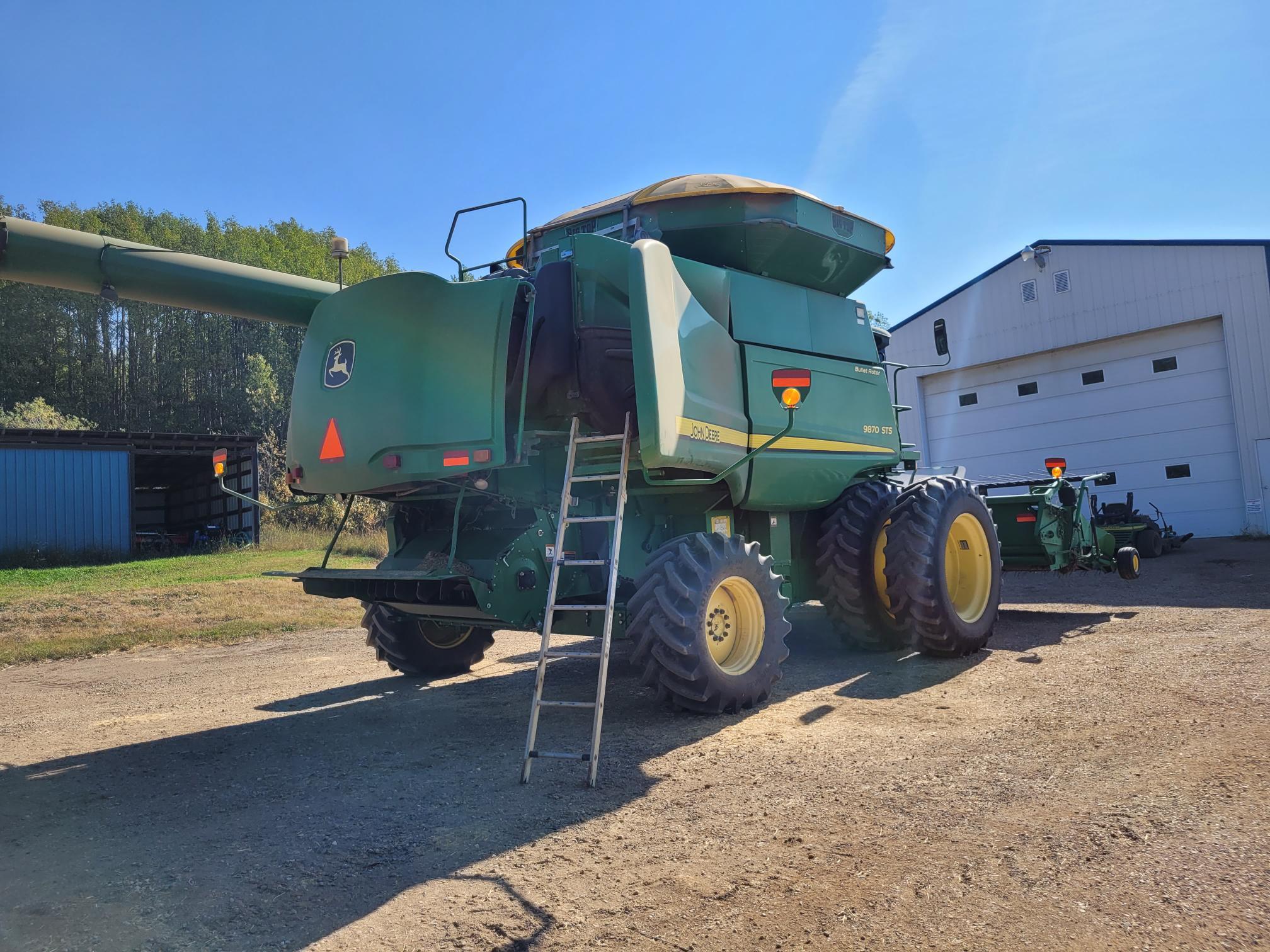 2008 John Deere 9870 STS Image 4