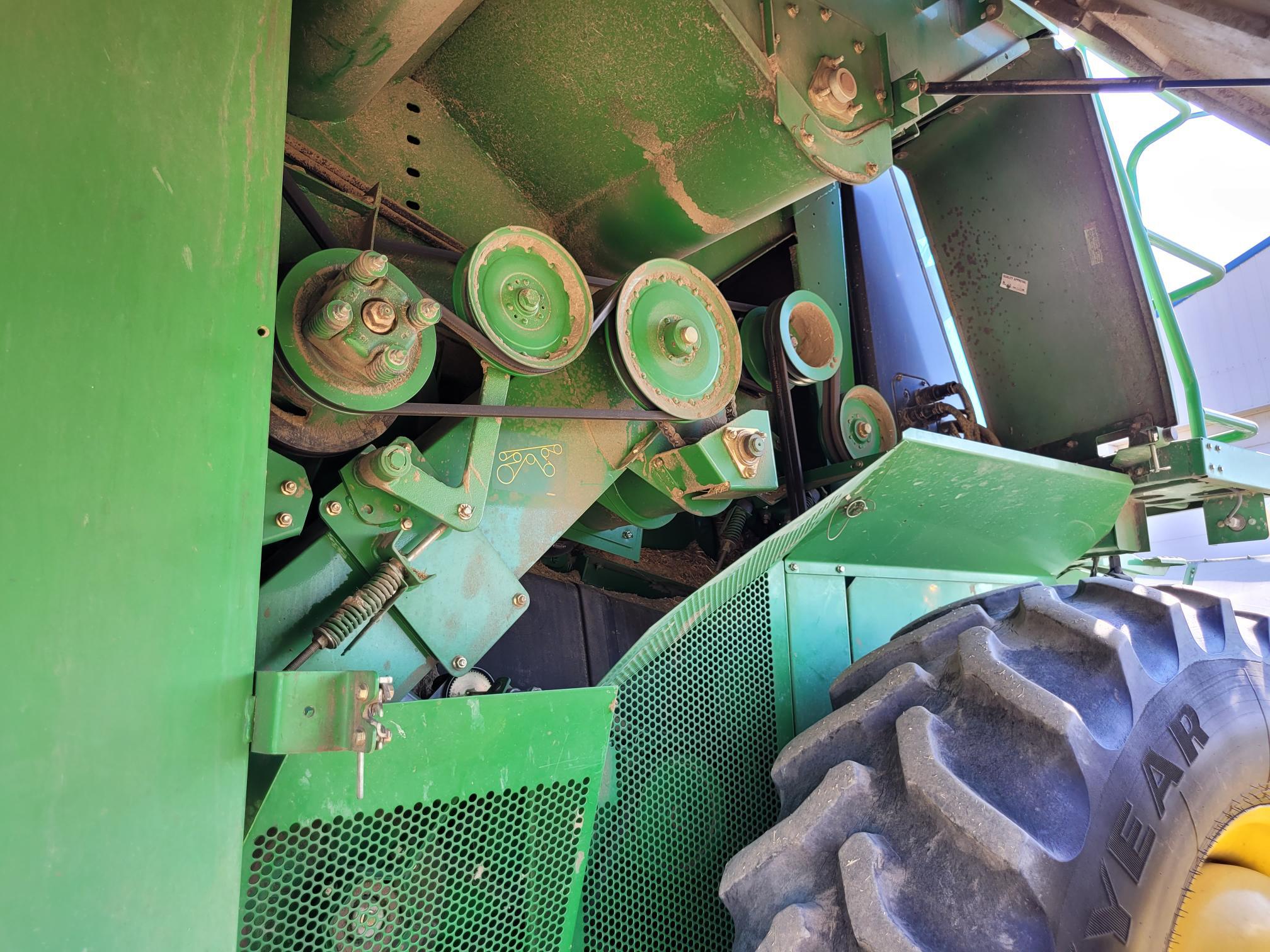 2008 John Deere 9870 STS Image 12