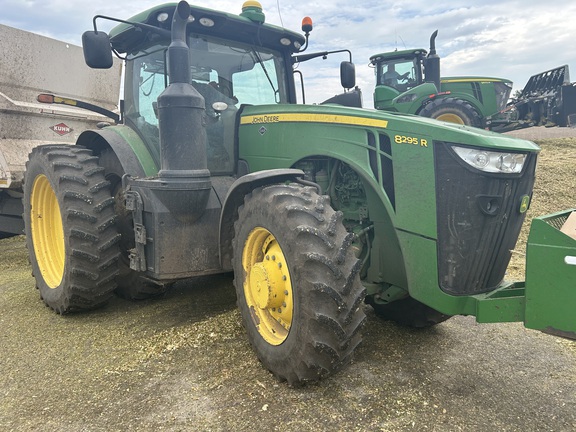 2017 John Deere 8295R - Photo2