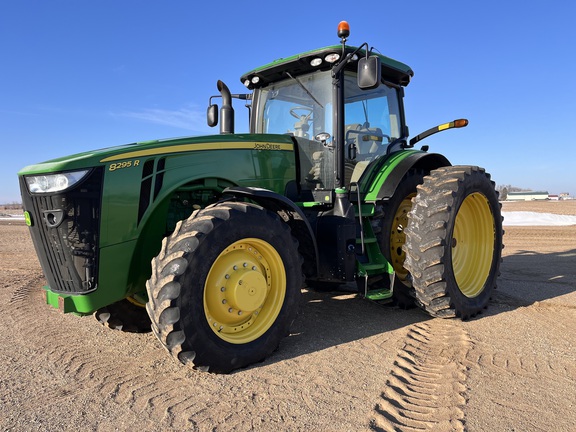  John Deere 8295R