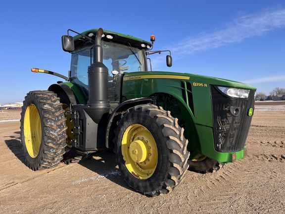 2017 John Deere 8295R - Photo2