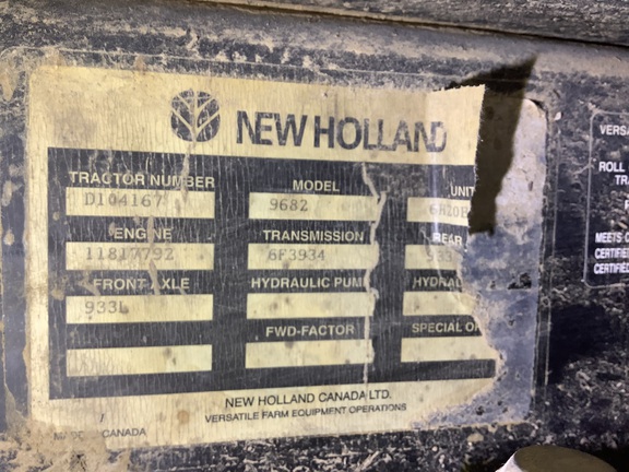 Photo of 1996 New Holland 9682