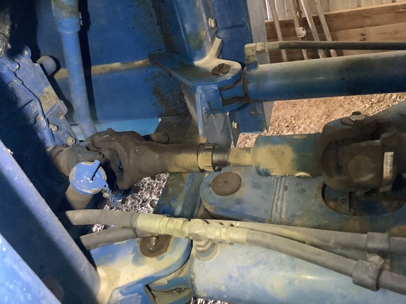 Photo of 1996 New Holland 9682