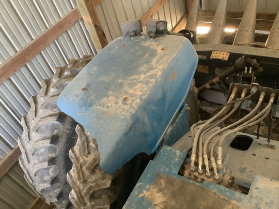 Photo of 1996 New Holland 9682