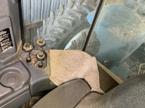 Photo of 1996 New Holland 9682