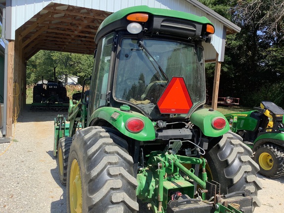 Photo of 2022 John Deere 4066R