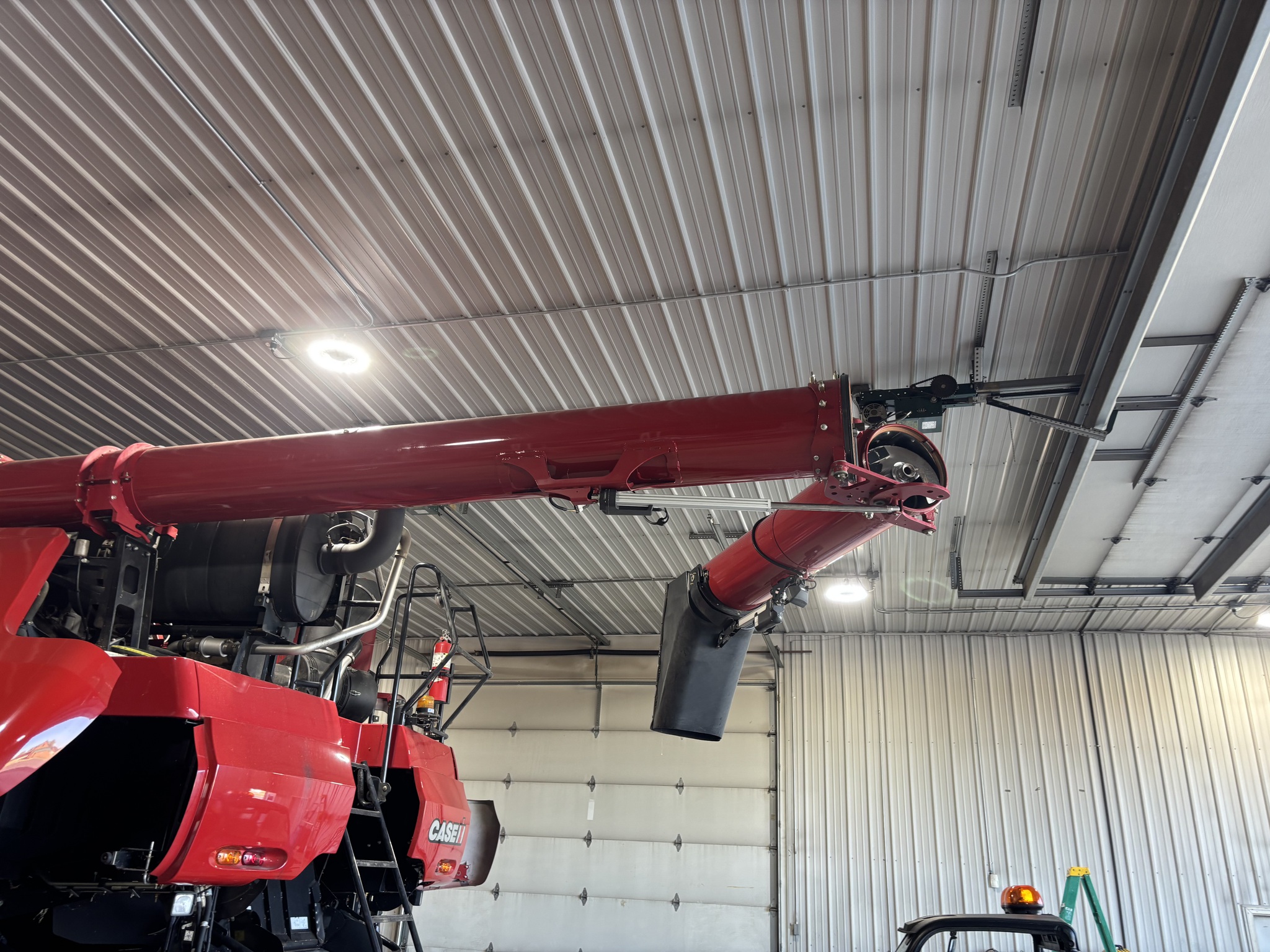 2018 Case IH 8240 Image 3