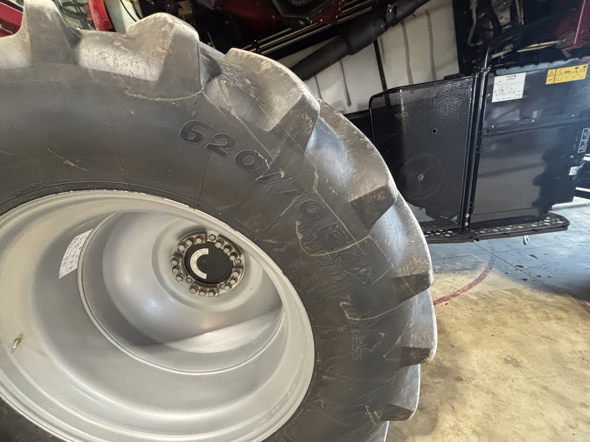 2018 Case IH 8240 Image 12