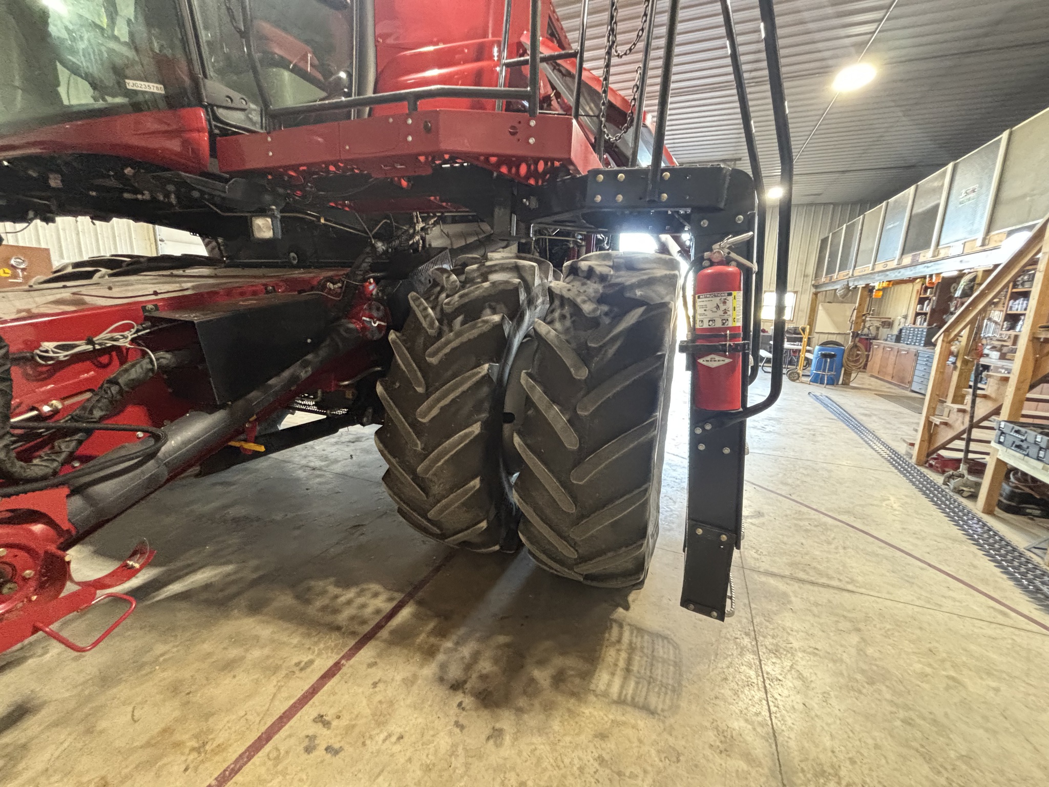 2018 Case IH 8240 Image 15
