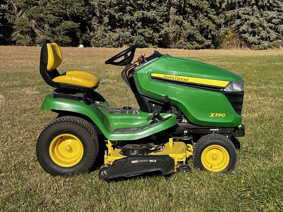 2016 John Deere X390 - Photo2