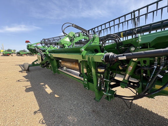 Used 2024 John Deere HD45R Combine Platforms at Horizon Ag & Turf in Lloydminster, AB - Photo7