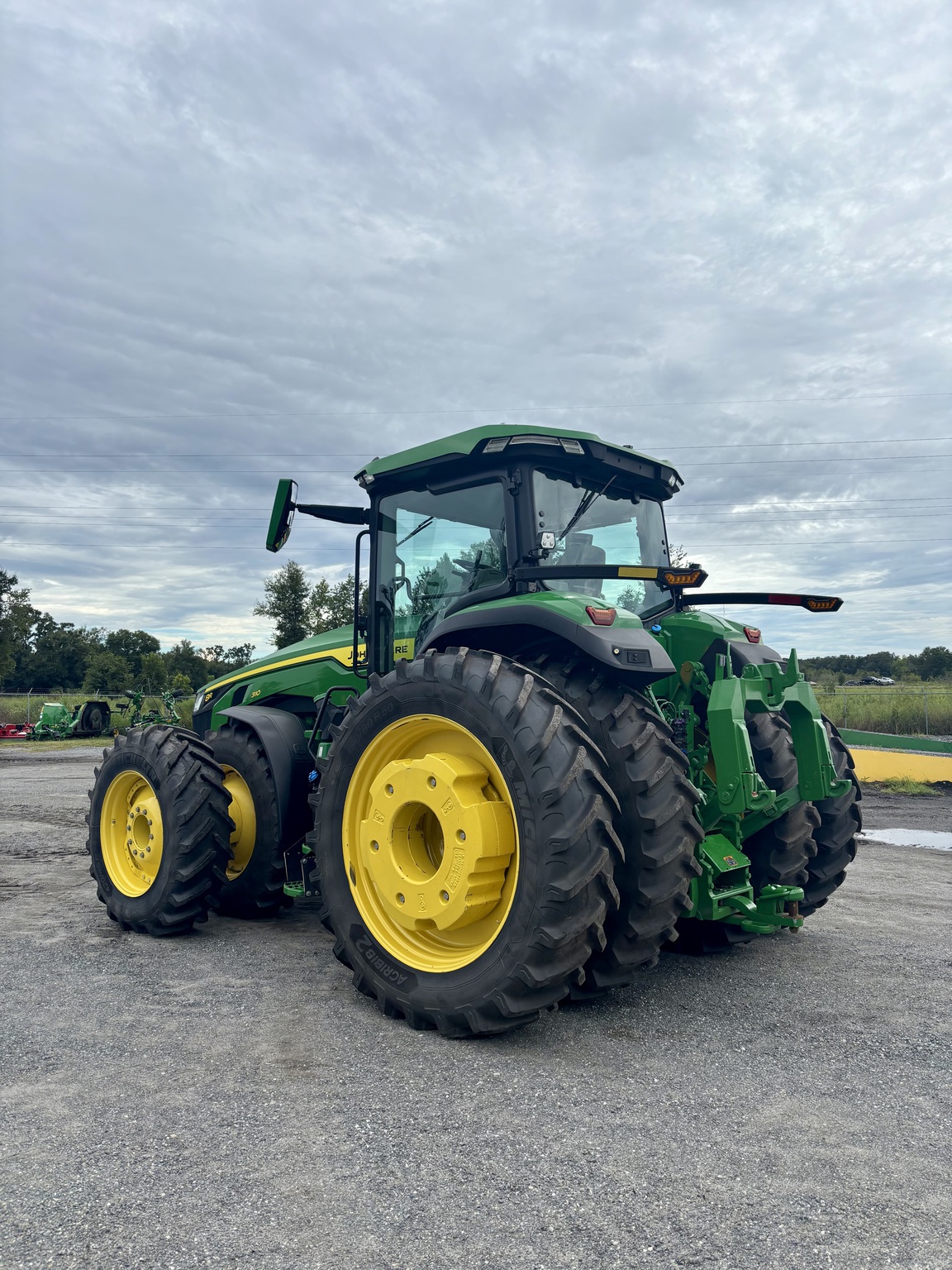 2024 John Deere 8R 310 Image 3