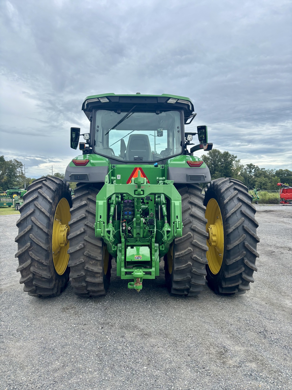 2024 John Deere 8R 310 Image 4