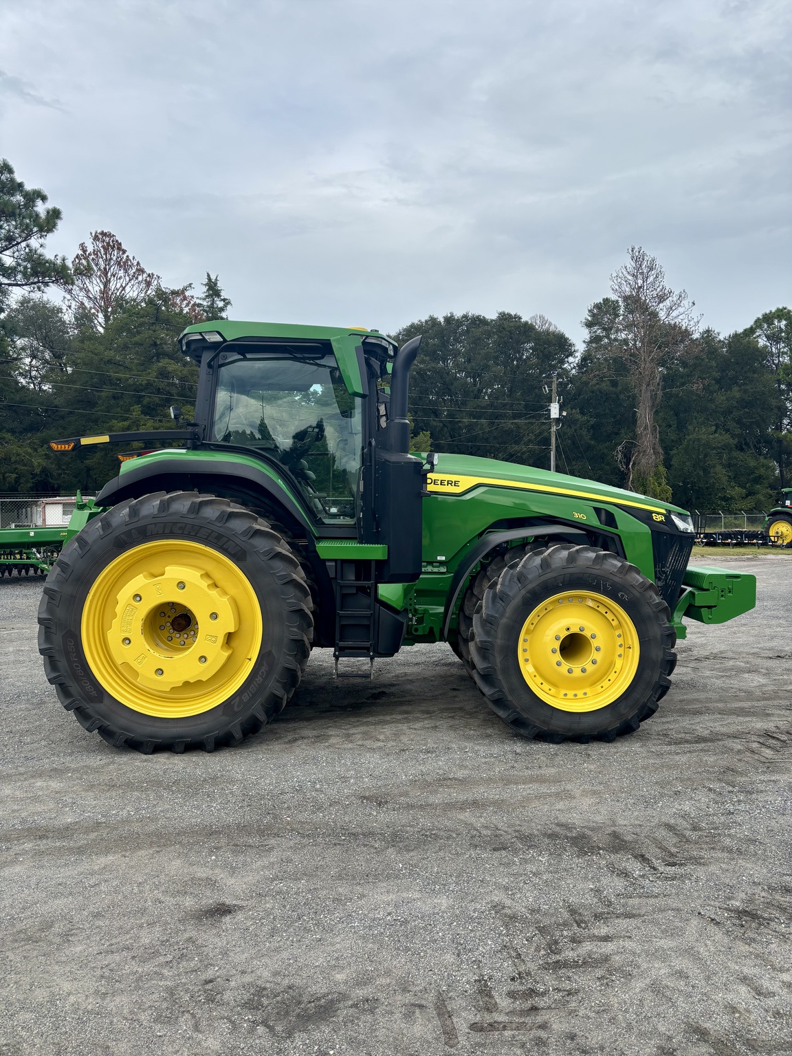 2024 John Deere 8R 310 Image 6