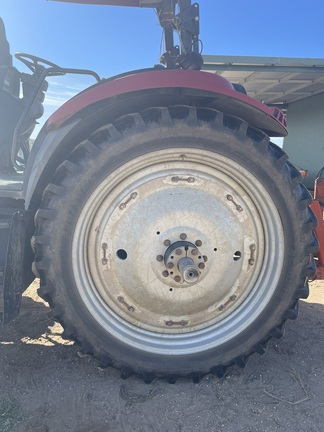 Case IH Maxxum 125 image 24