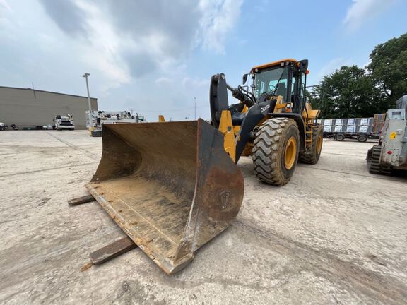 2022 John Deere 724P