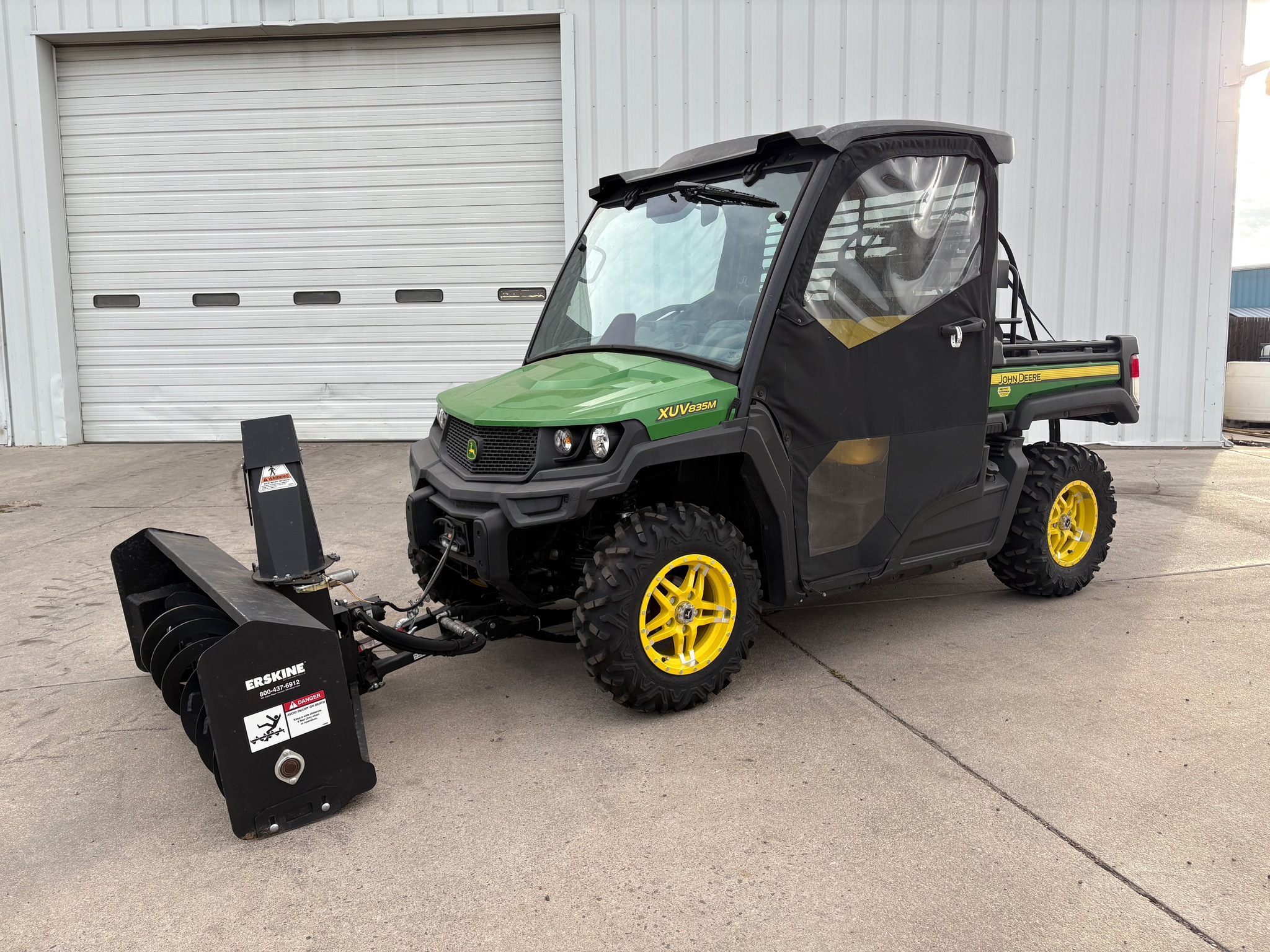 2018 John Deere XUV 835M Image 1