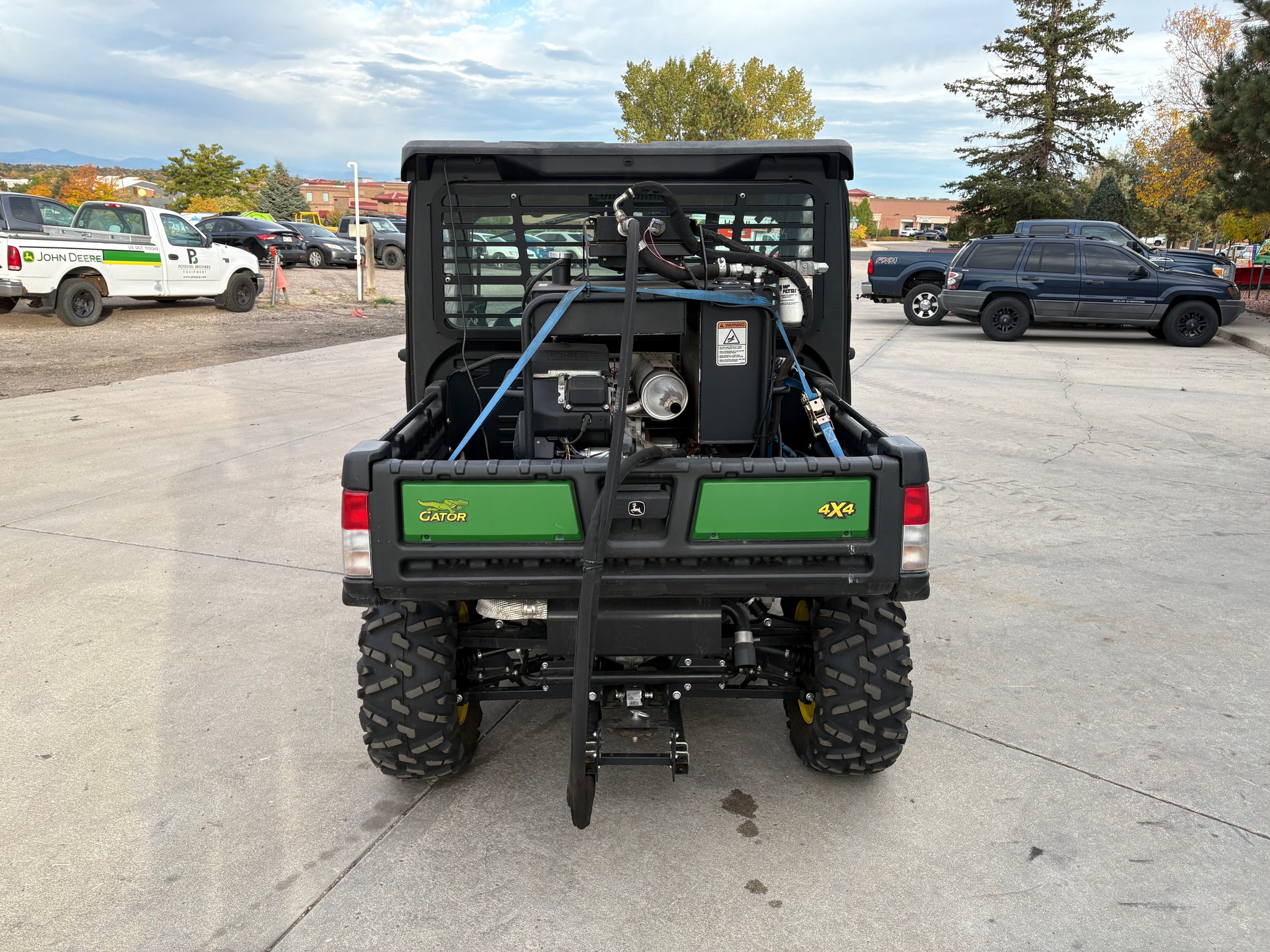 2018 John Deere XUV 835M Image 4
