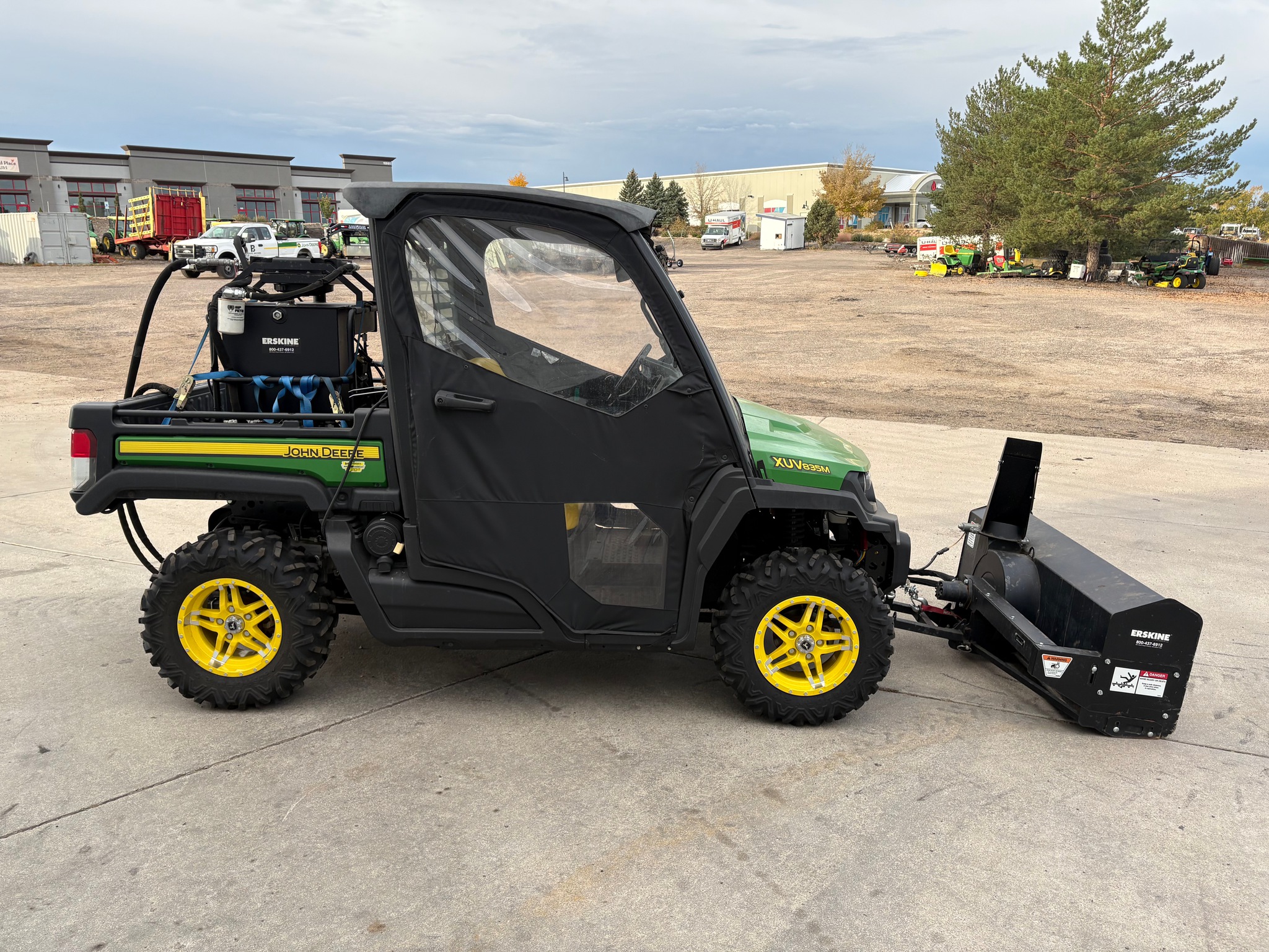 2018 John Deere XUV 835M Image 6