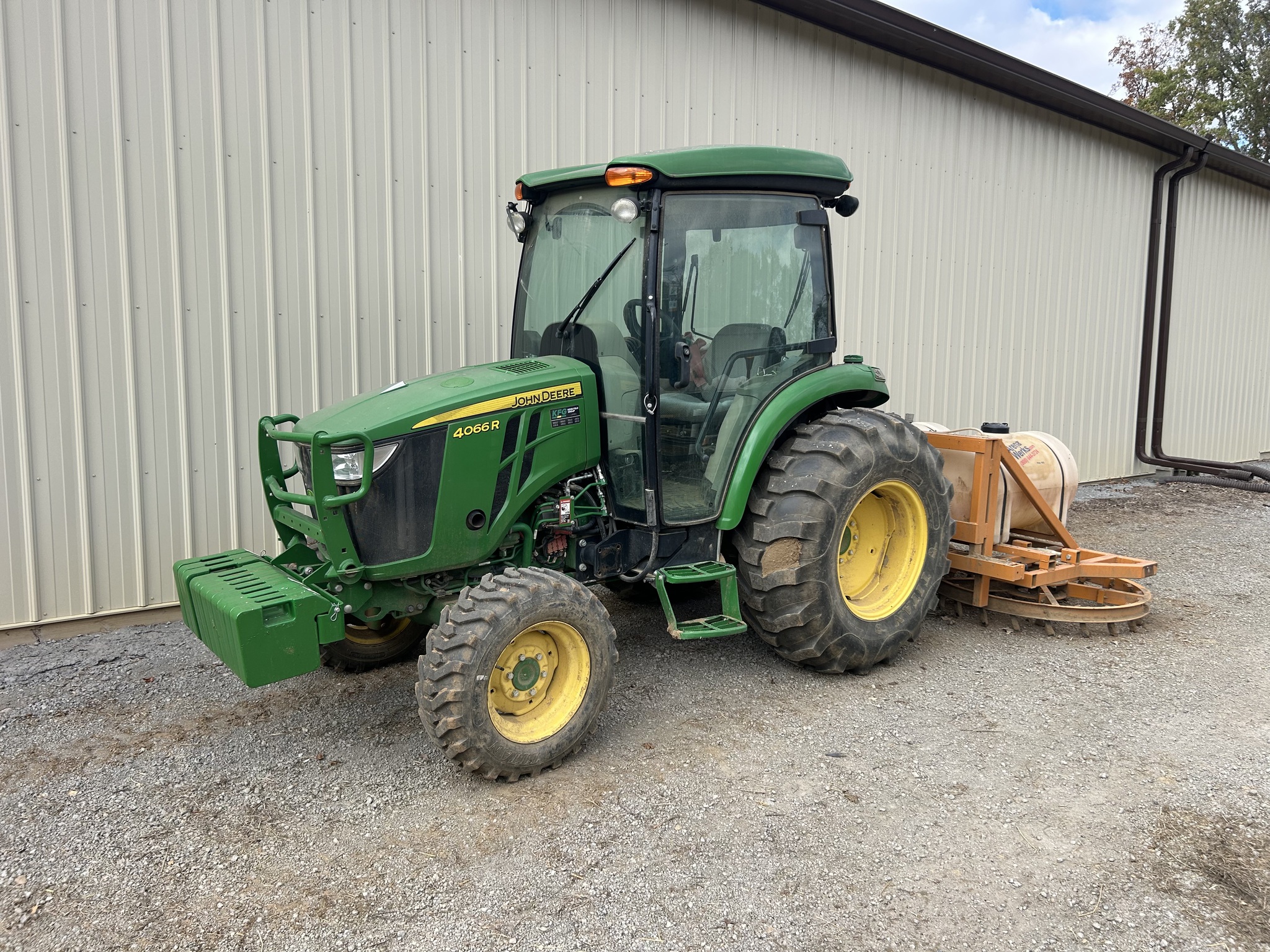 2019 John Deere 4066R Image 1