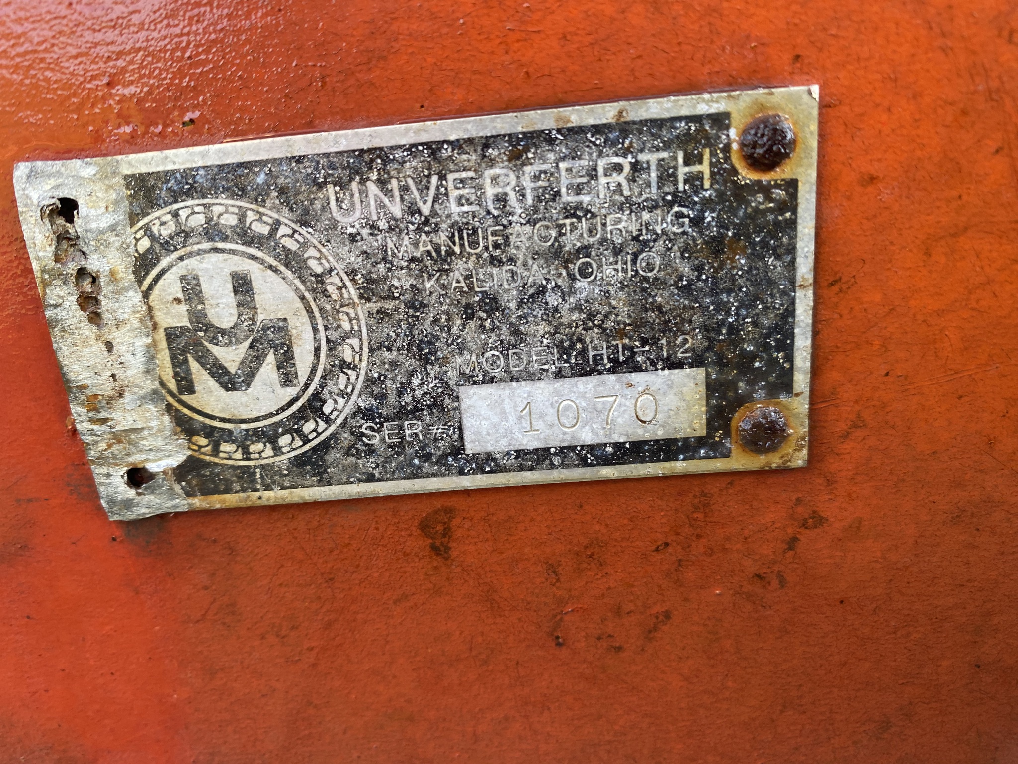 Used -- Unverferth HT12 Header carts at Koenig Equipment in Greensburg, IN - PhotoXL1