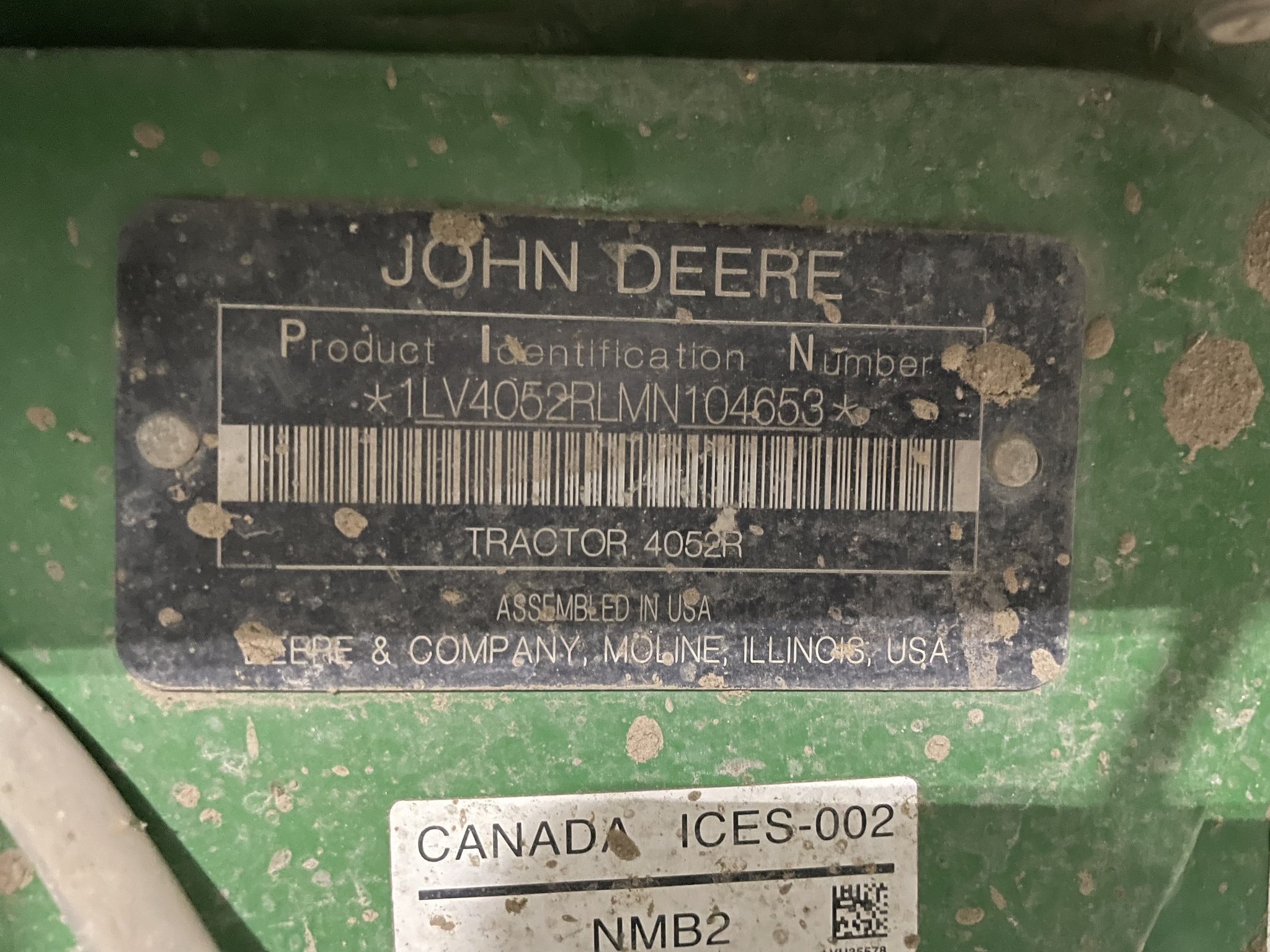  2022 John Deere 4052R at Heritage Tractor in Geneseo, IL