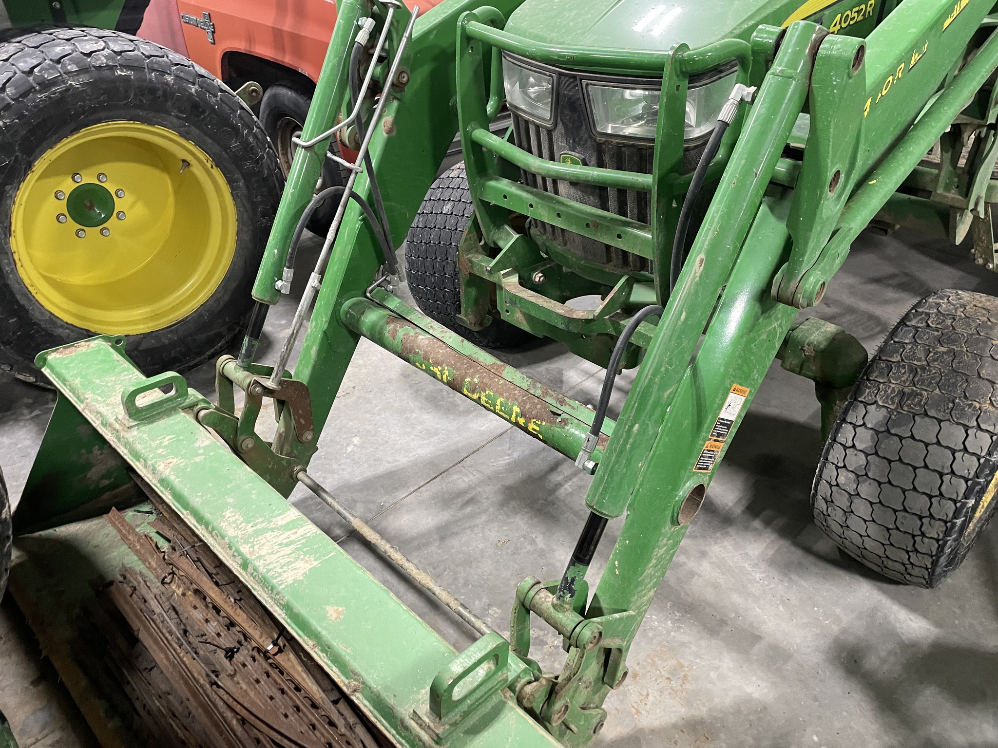  2022 John Deere 4052R at Heritage Tractor in Geneseo, IL