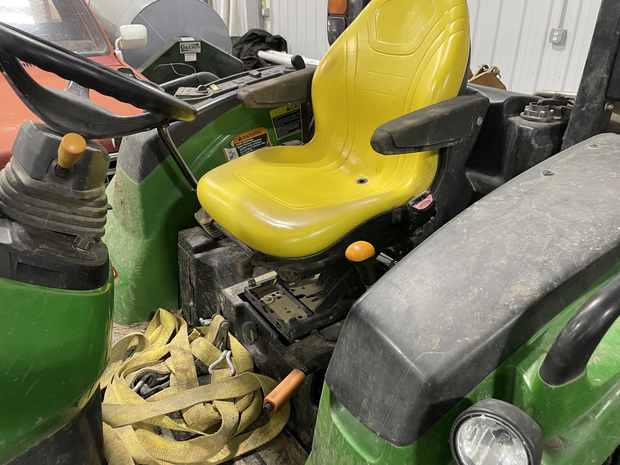  2022 John Deere 4052R at Heritage Tractor in Geneseo, IL