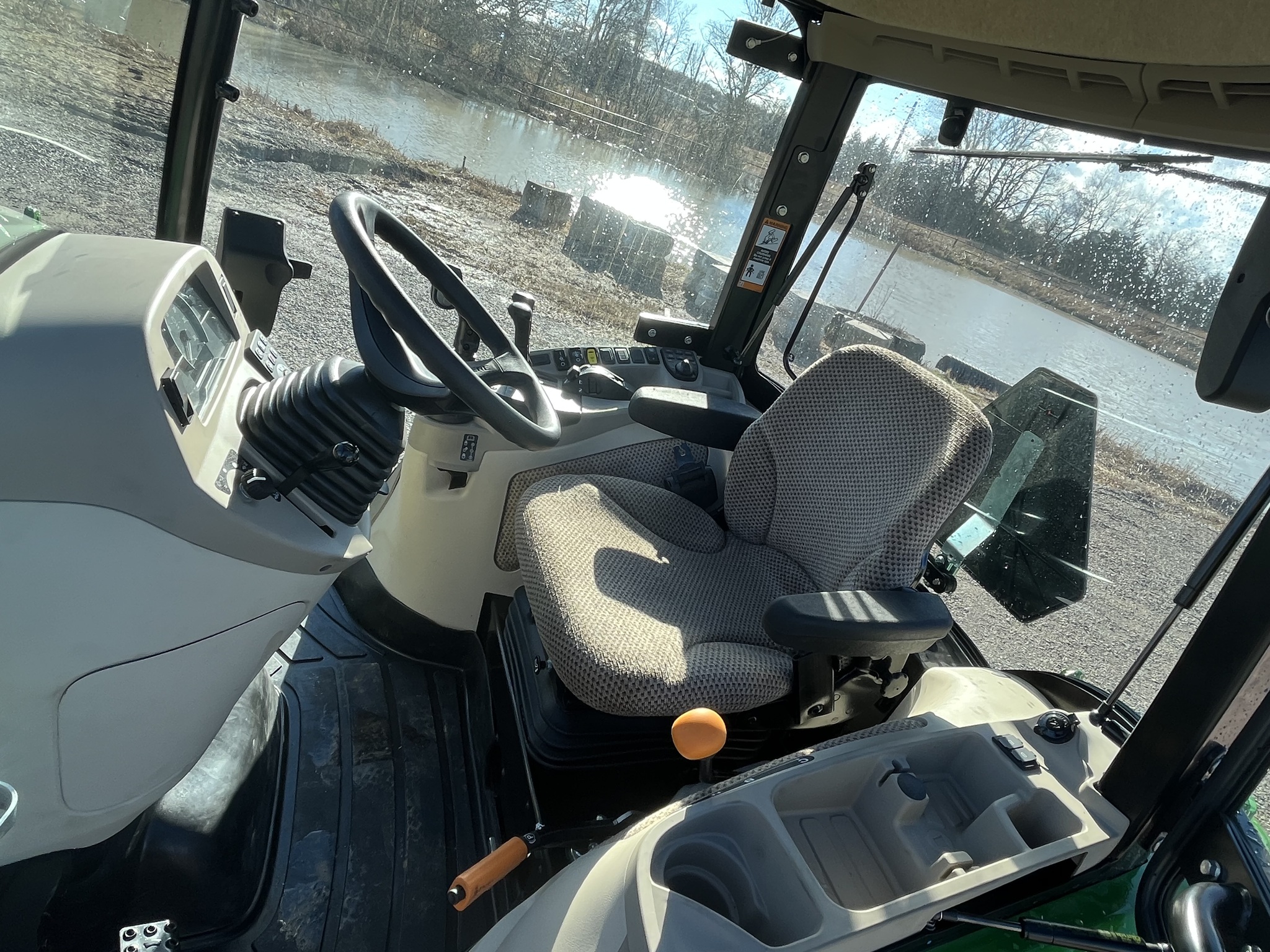  2025 John Deere 4066R at Heritage Tractor in Pittsburg, KS