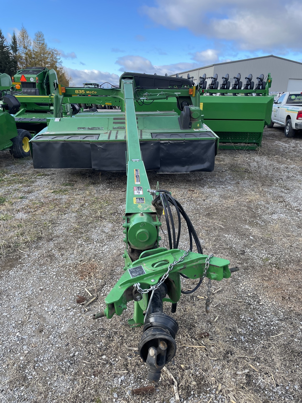 2020 John Deere 835 Image 9