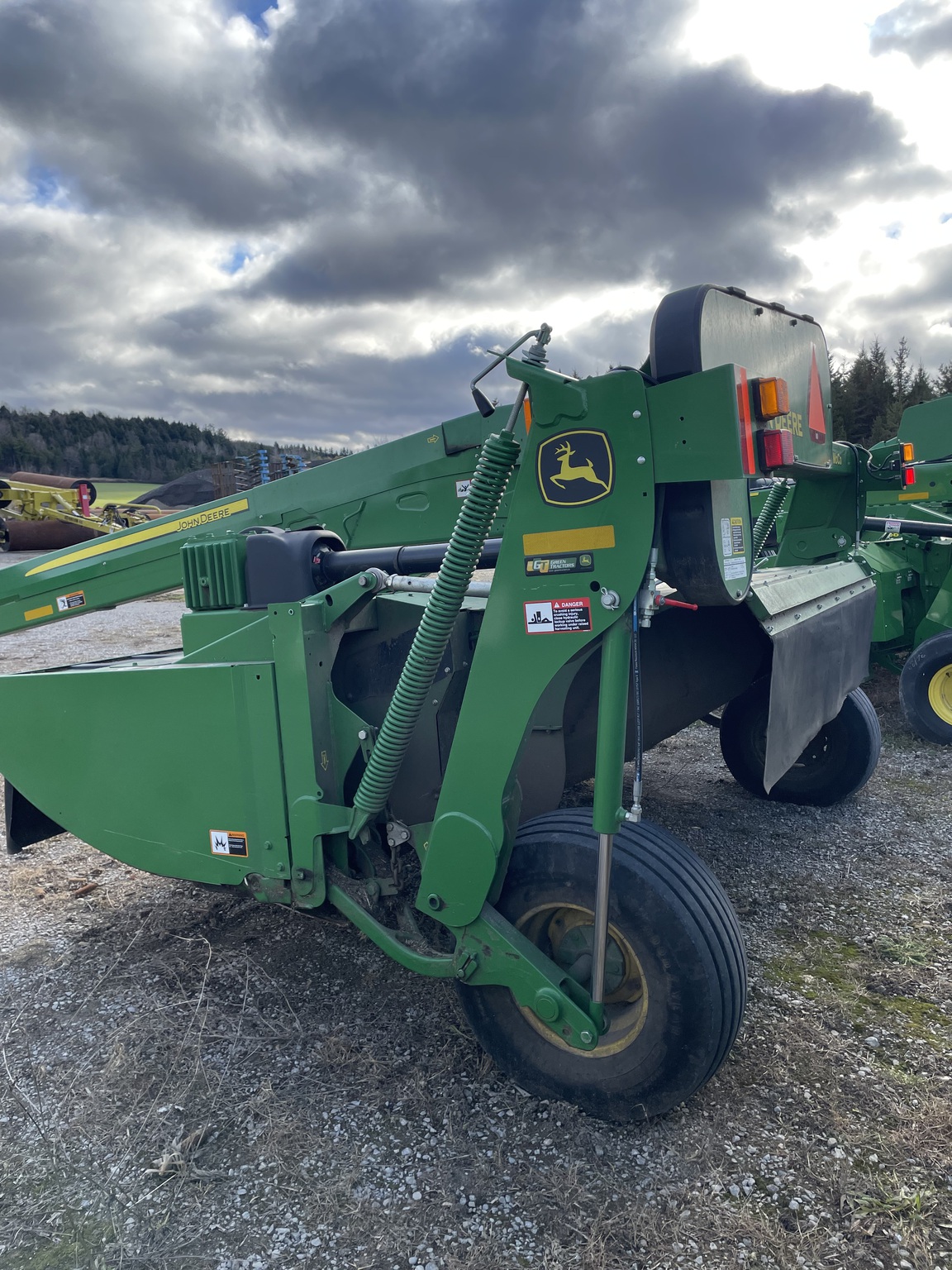 2020 John Deere 835 Image 7