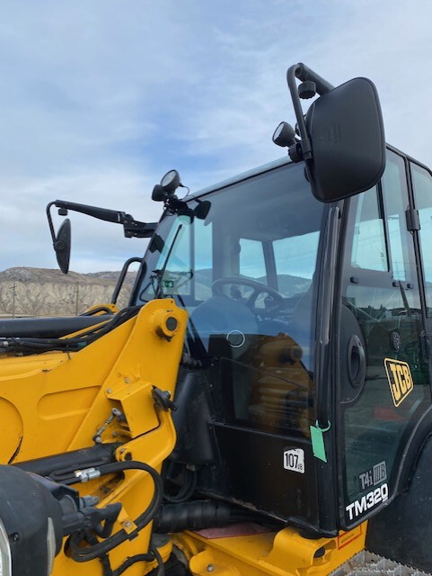 2014 JCB TM320 Image 9