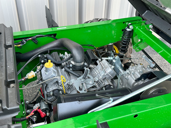 2024 John-Deere TX 4X2