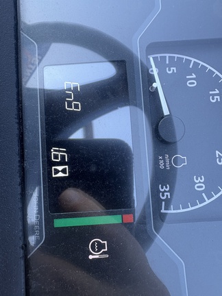 2025 John Deere 1025R Photo 4