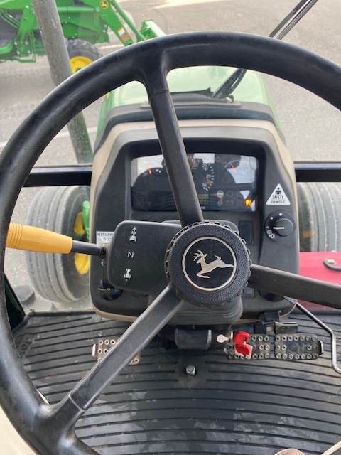 2010 John Deere 5075M Image 11