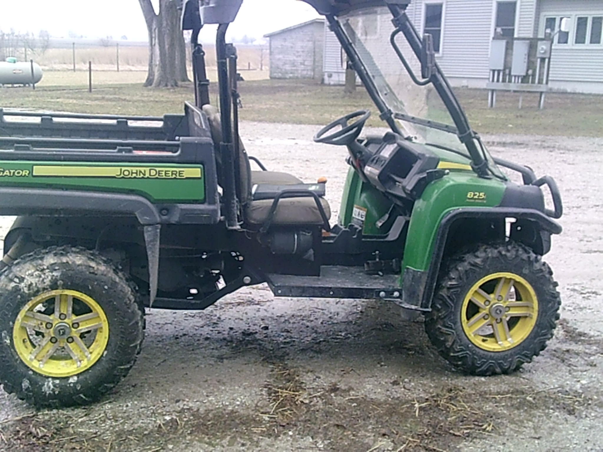 2017 John Deere XUV 825i Image 2