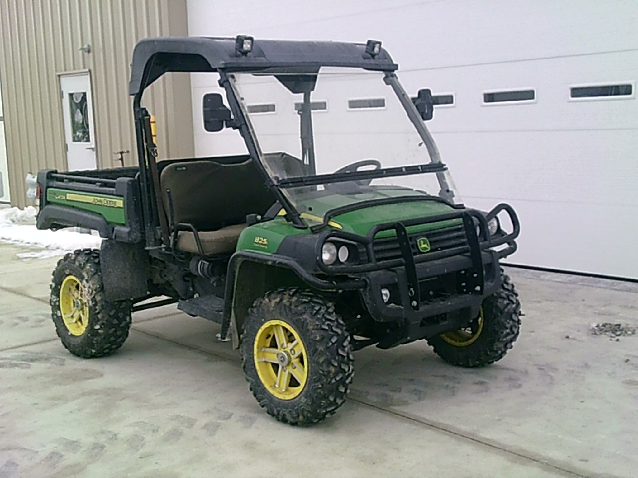 2017 John Deere XUV 825i Image 1