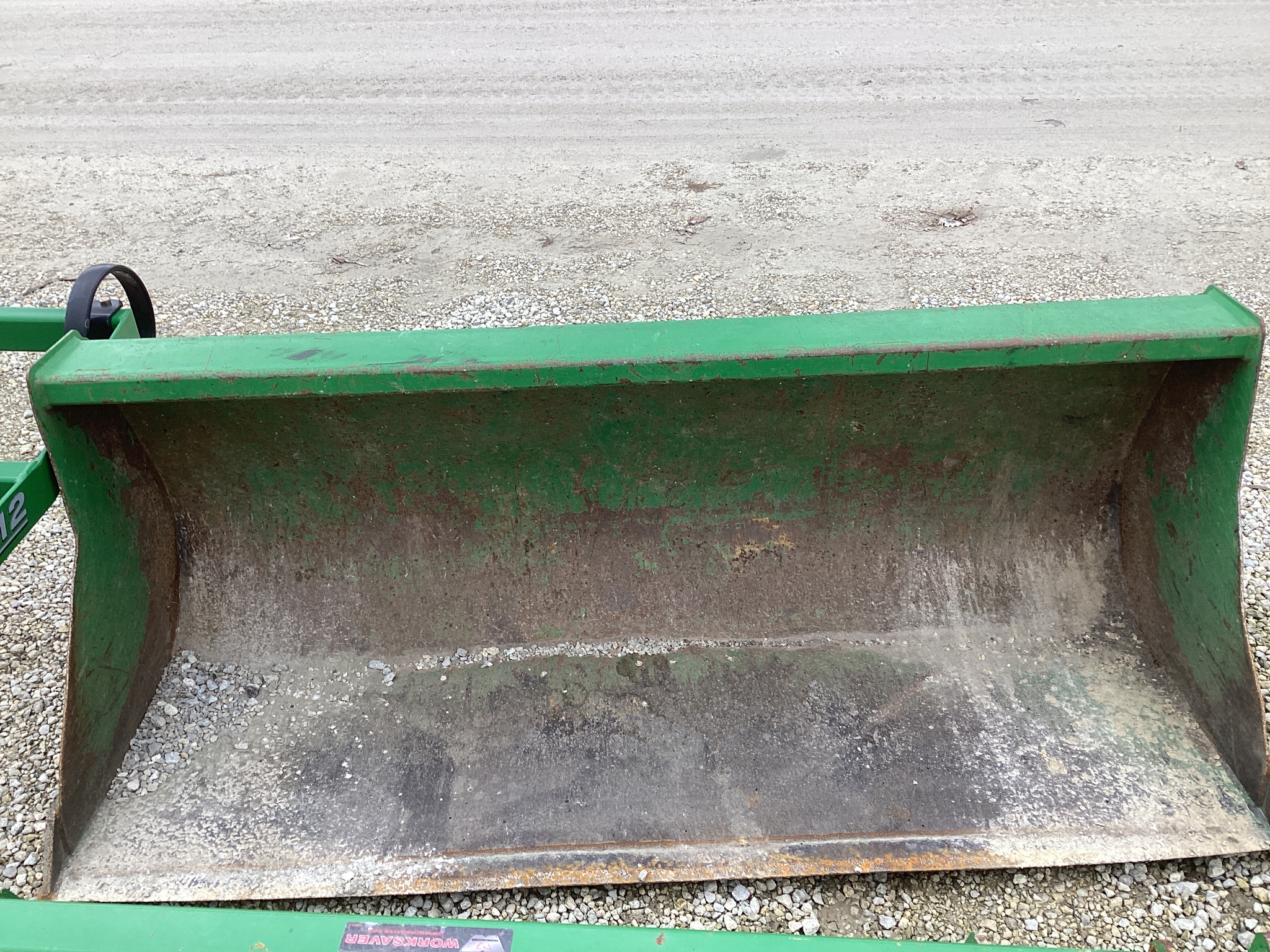 John Deere 74” bucket Image 4