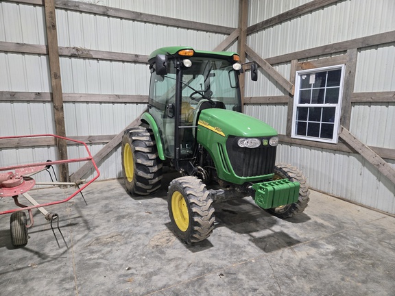 Photo of 2007 John Deere 4720