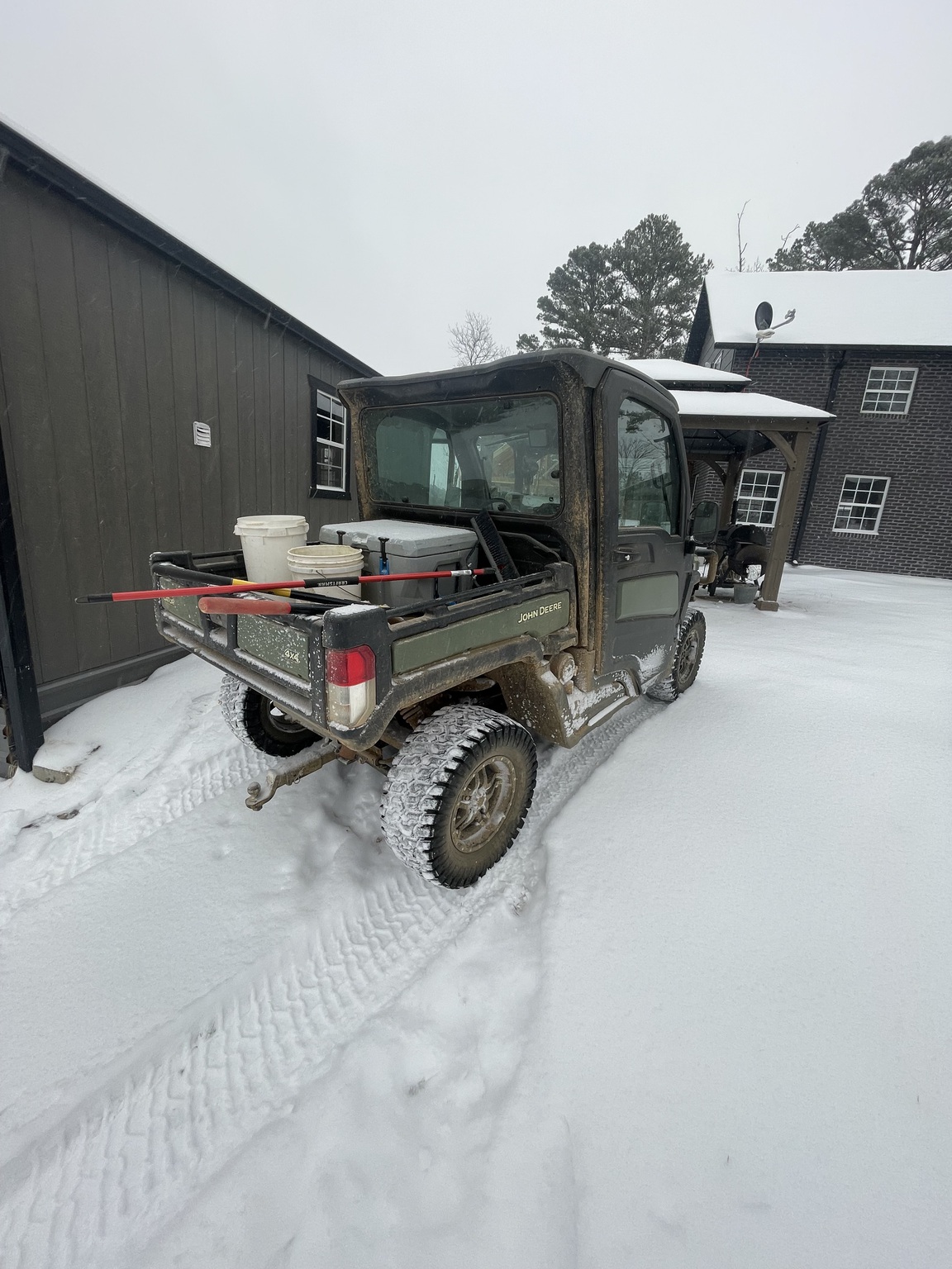  2023 John Deere XUV 835R at Heritage Tractor in Harrison, AR