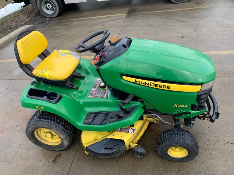 2007 John Deere X304 Image 5
